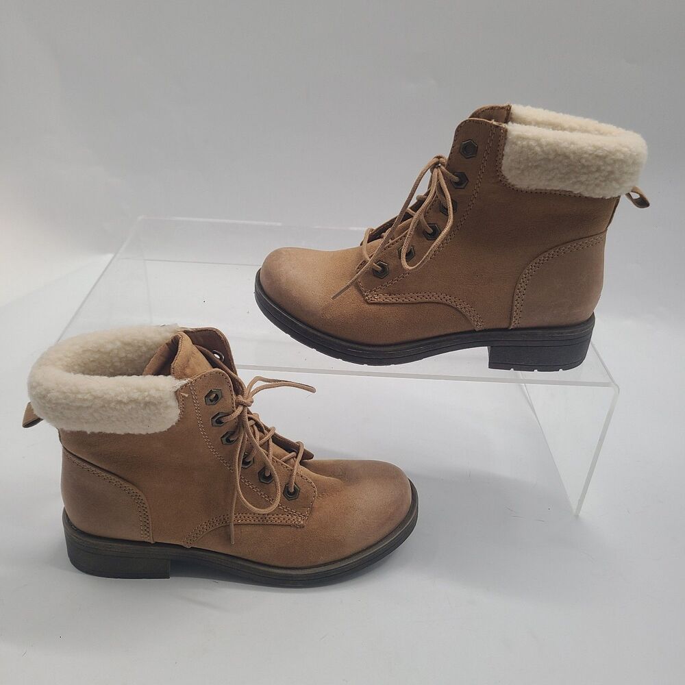 American Eagle Womens Ankle Boots, Tan Hiking Boots US Size 7 Faux Fur - Picture 2 of 8